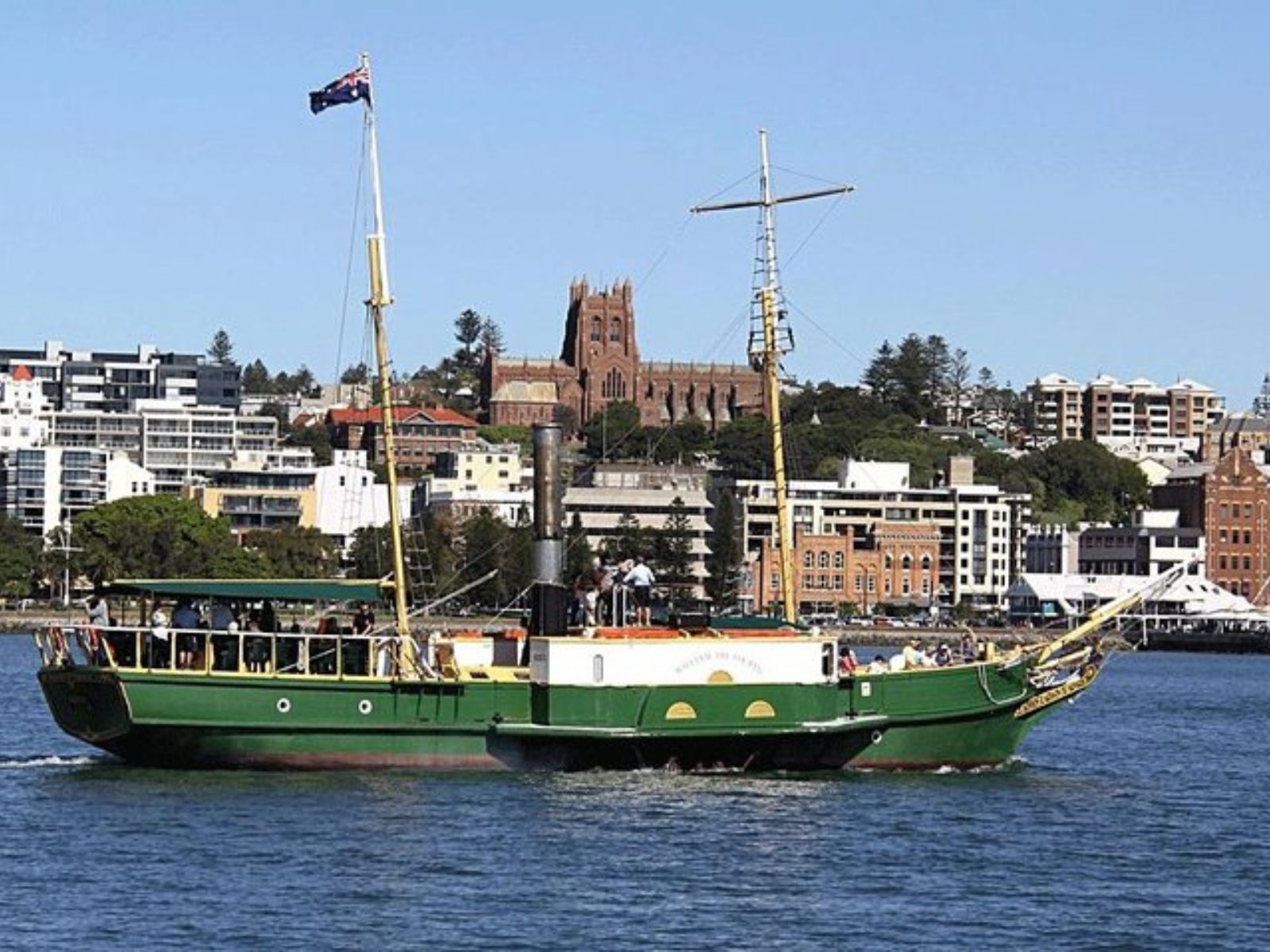 VARLEY GROUP_WILLIAM THE FOURTH GANGWAY DONATION 005