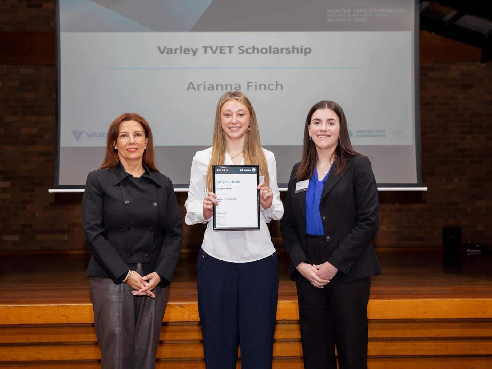 HUNTER TAFE SCHOLARSHIPS AWARDS_1